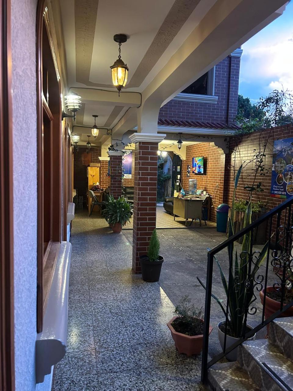 Posada Don Miguel Panajachel Dış mekan fotoğraf